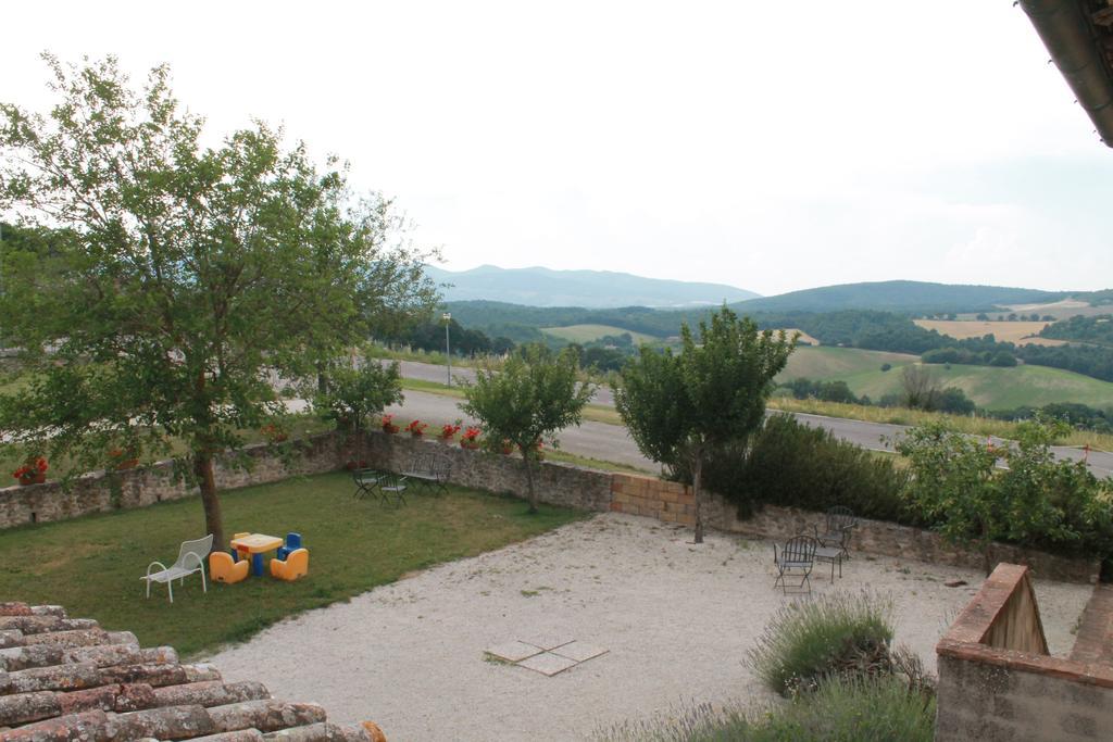 Agriturismo Piano Grande Avigliano Umbro Exterior foto